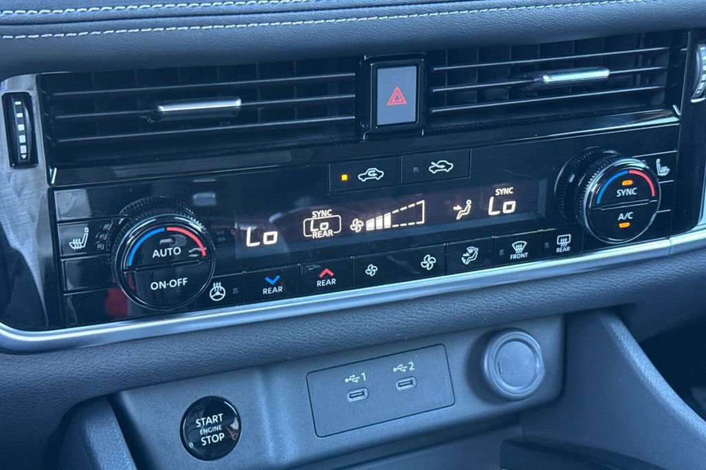 Certified 2025 Nissan Rogue SL w/ SL Premium Package image 20