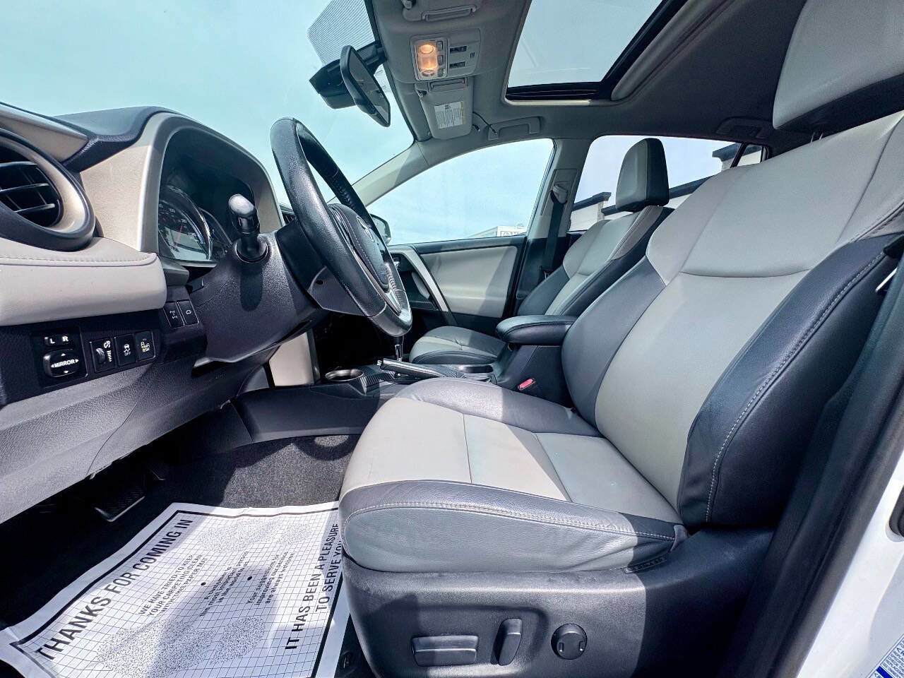 Used 2015 Toyota RAV4 Limited w/ Technology Package image 10
