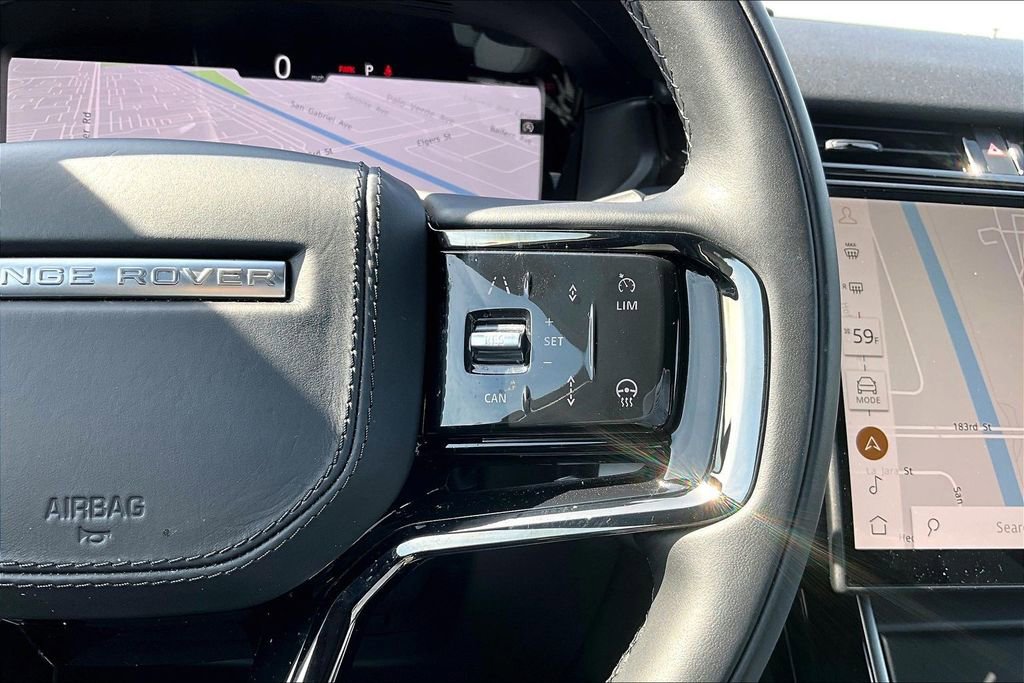 Used 2025 Land Rover Range Rover Velar Dynamic SE image 12