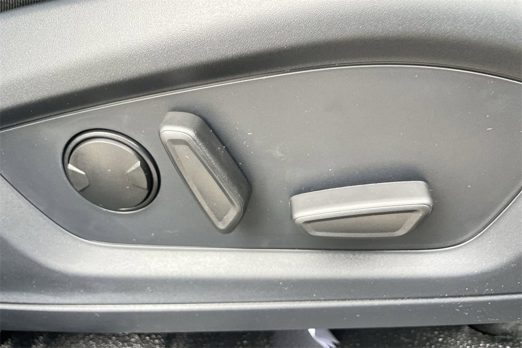 New 2025 Ford Explorer 4WD Police Interceptor image 12