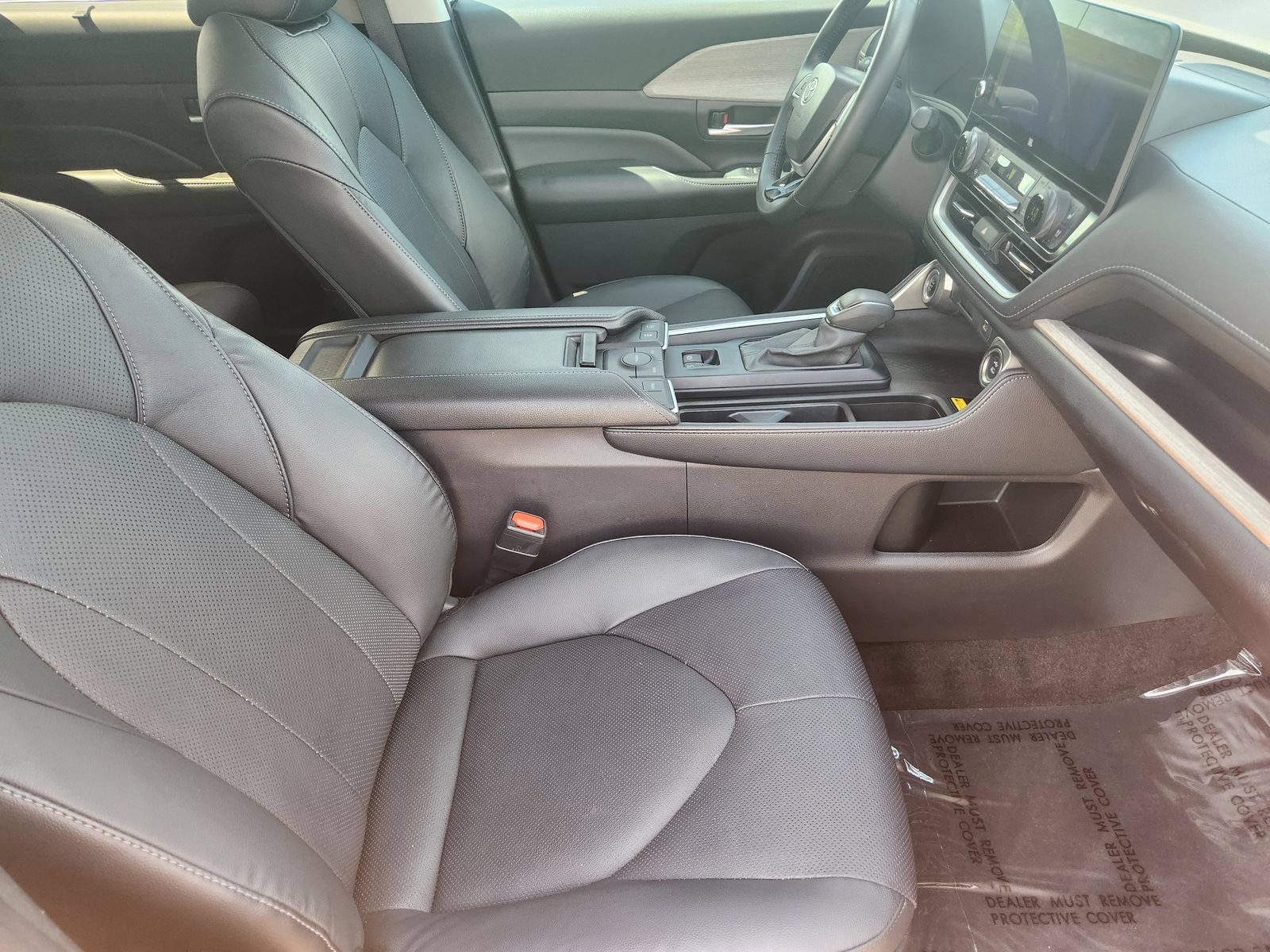 Used 2024 Toyota Grand Highlander FWD image 17