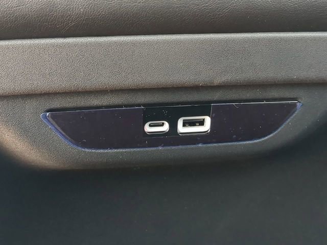 New 2026 Chrysler Pacifica Select image 18