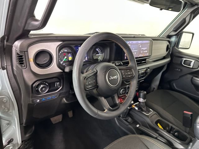 Used 2024 Jeep Wrangler Unlimited image 13