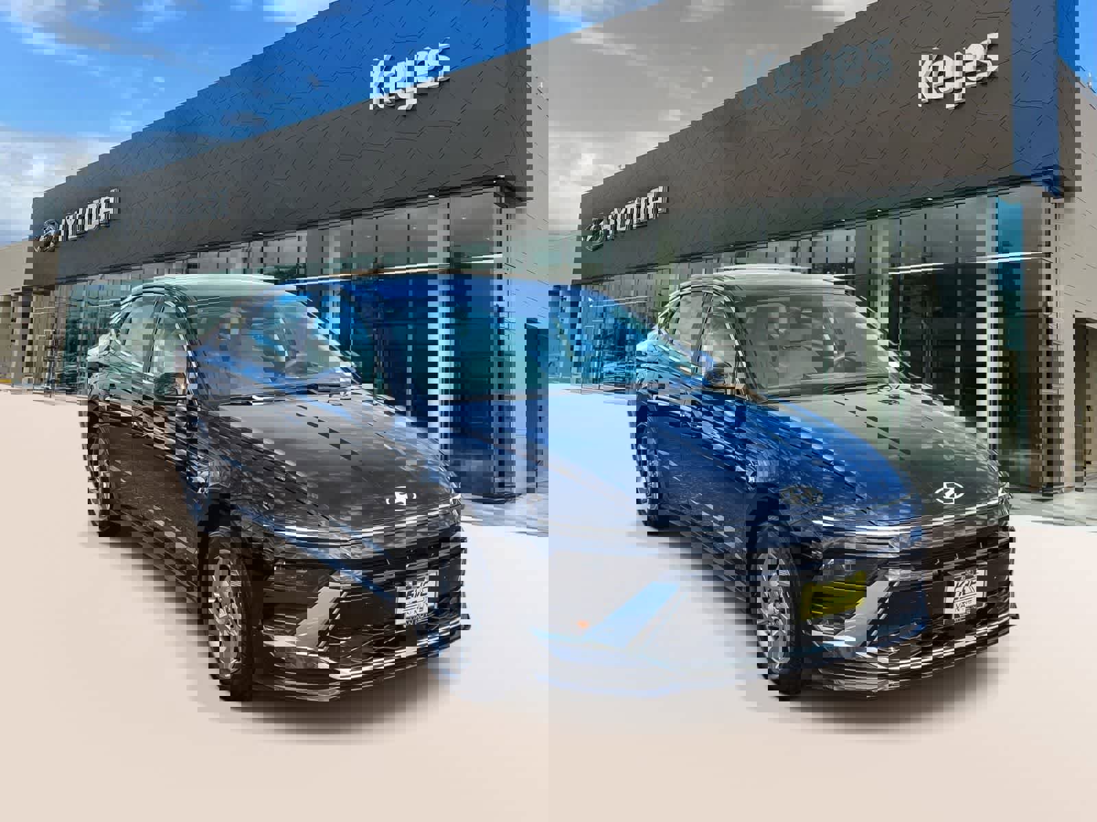 Certified 2025 Hyundai Sonata SE image 3