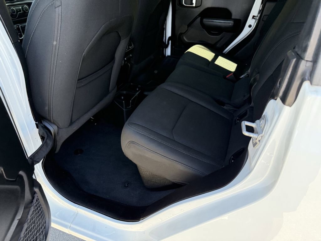 Used 2020 Jeep Gladiator Sport w/ Quick Order Package 24S image 26