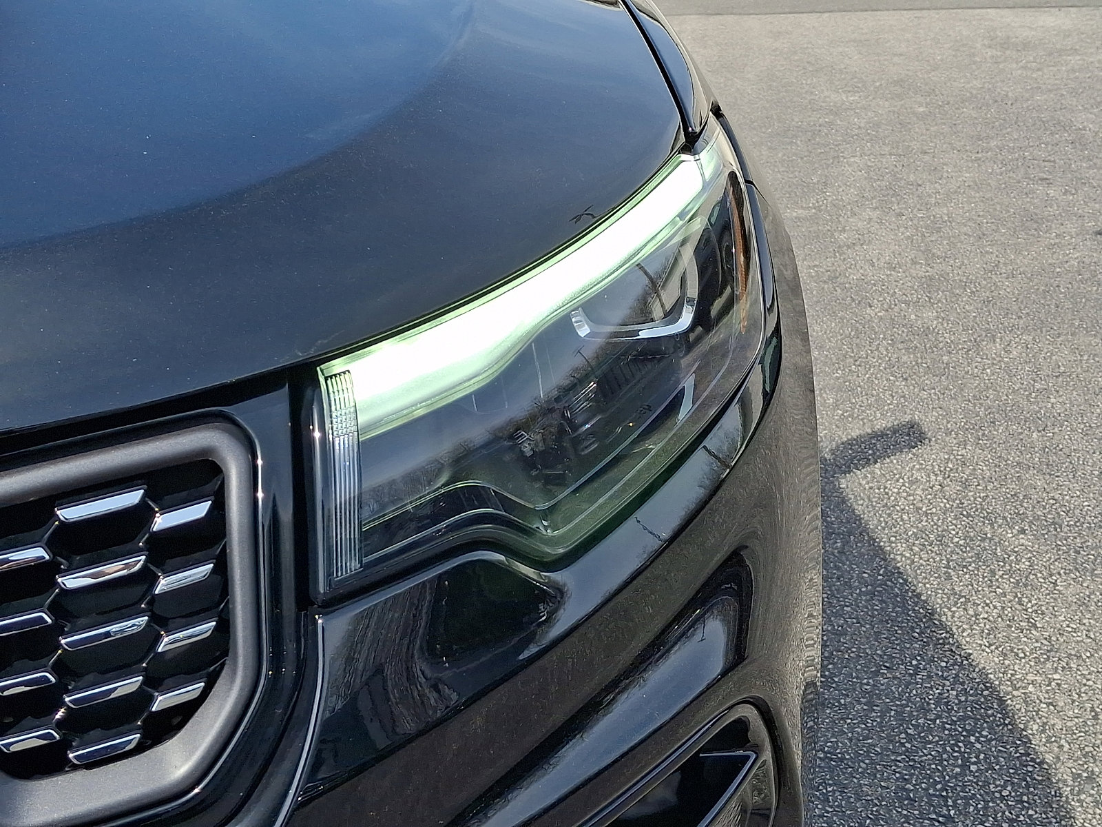 Certified 2024 Jeep Compass Limited w/ High Altitude Package image 11