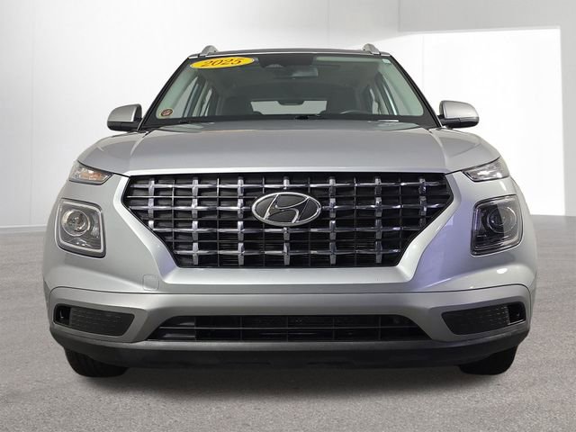 Used 2025 Hyundai Venue SEL image 46