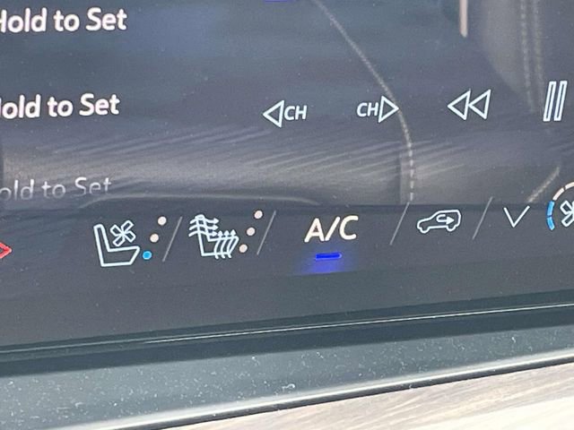 Used 2025 Chevrolet Tahoe Premier image 3