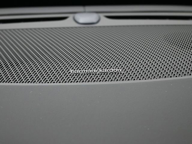 New 2026 Volvo XC90 B6 Ultra w/ Protection Package image 31