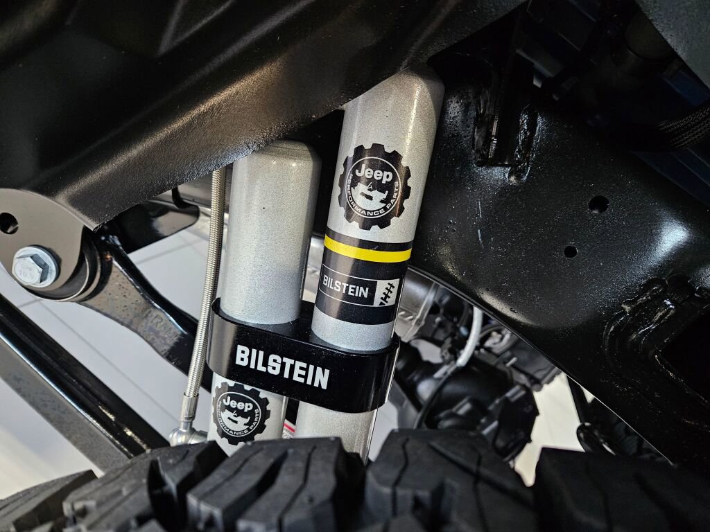 New 2025 Jeep Gladiator Sport image 11