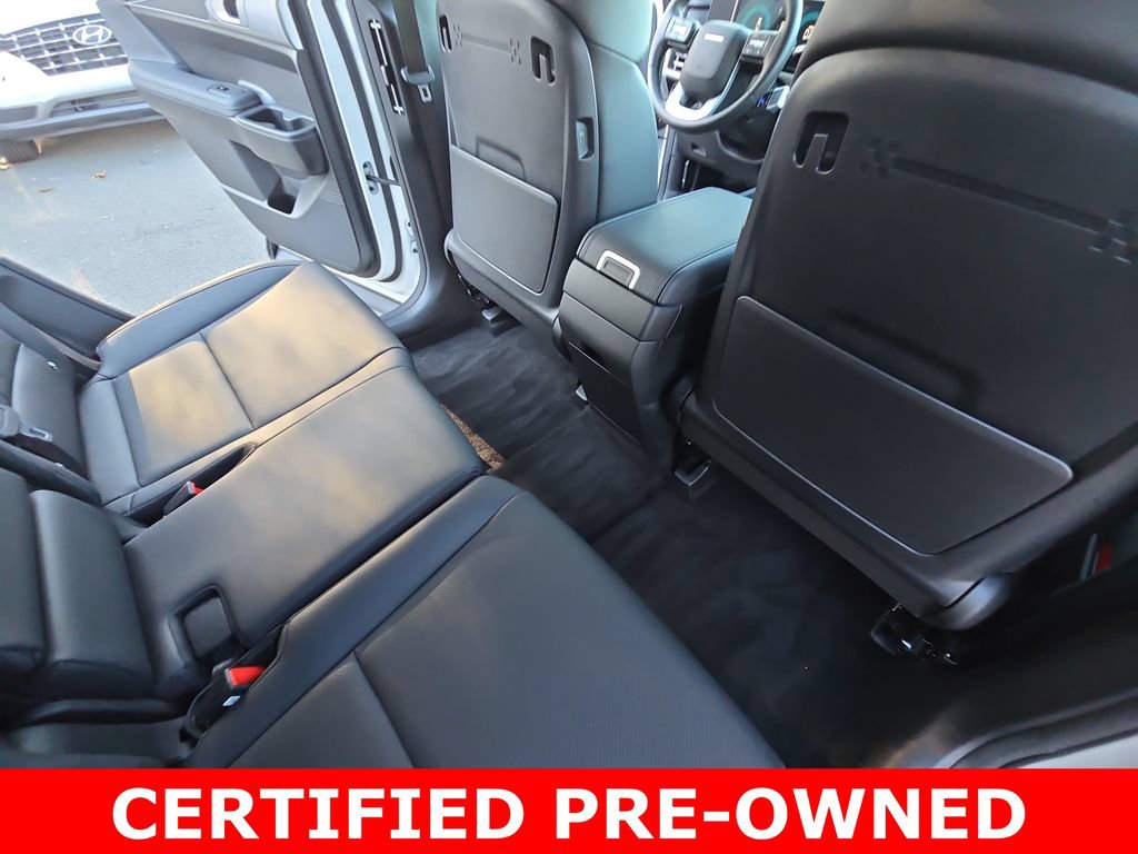 Used 2025 Hyundai Santa Fe SEL FWD image 12