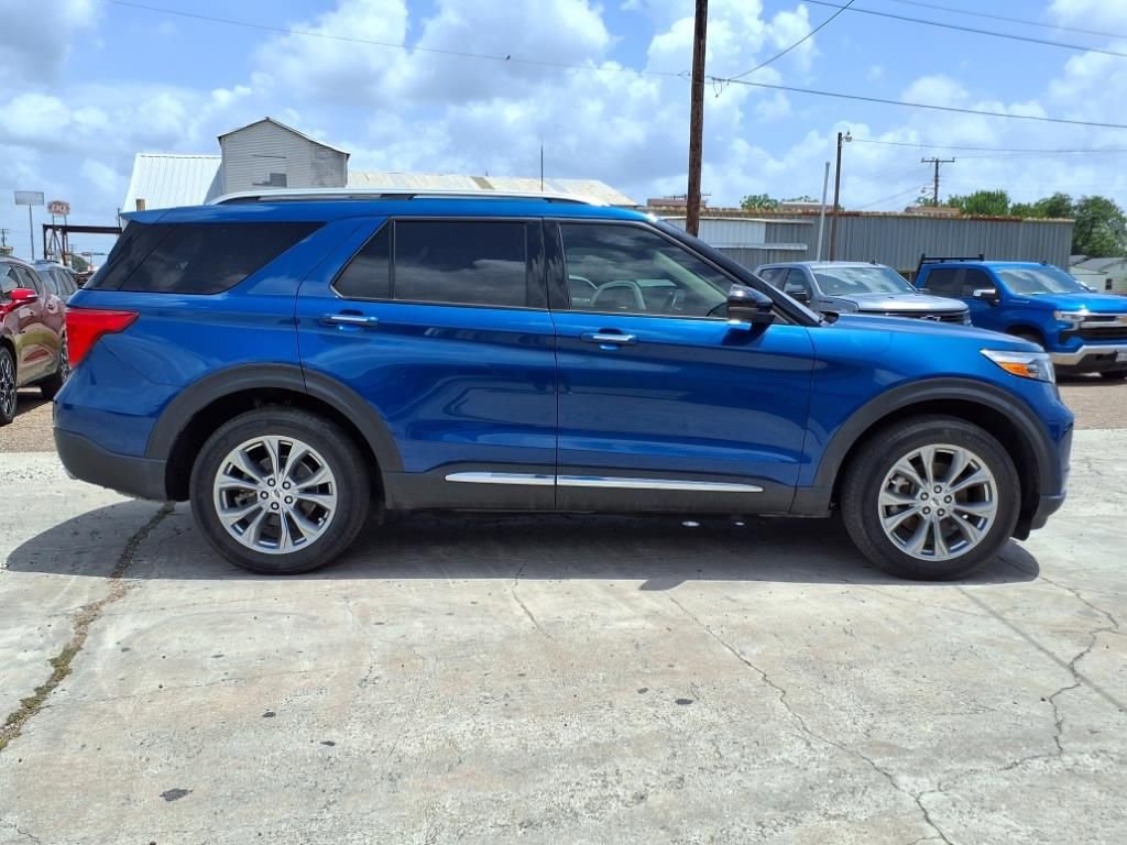 Used 2022 Ford Explorer Limited w/ Equipment Group 301A image 4