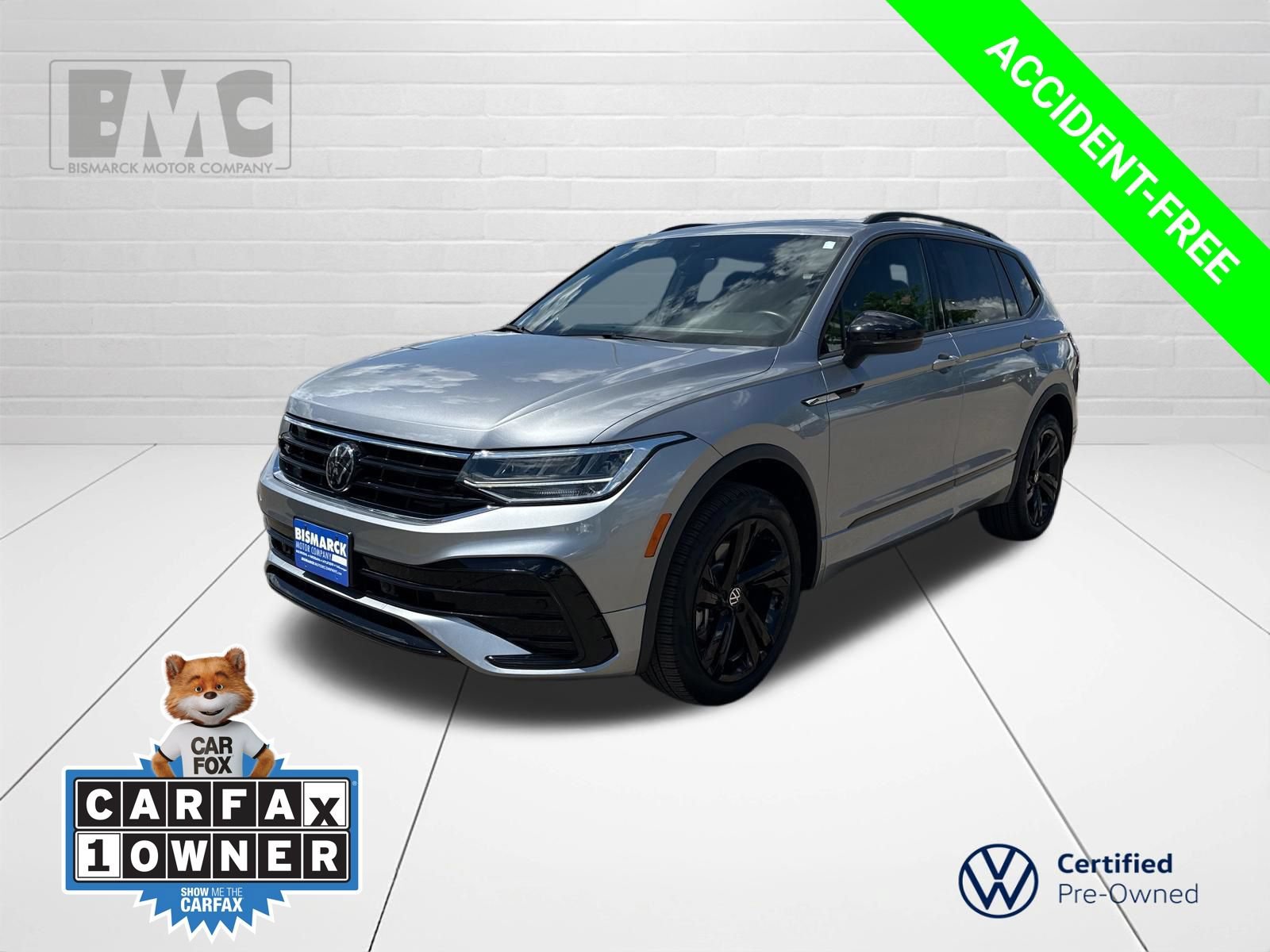Certified 2024 Volkswagen Tiguan SE R-Line AWD/4WD image 1