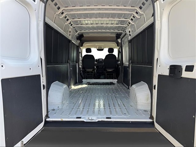 Used 2023 RAM ProMaster 2500 image 8