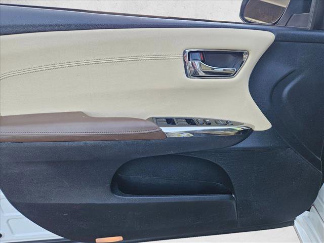 Used 2014 Toyota Avalon XLE Premium FWD image 19
