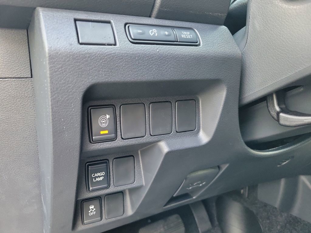 New 2026 Nissan Frontier SV image 24