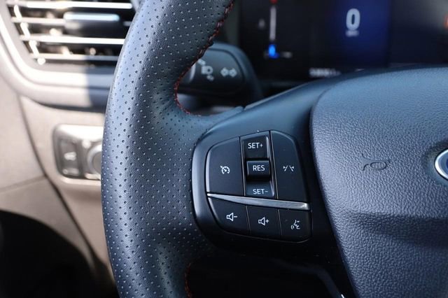 Certified 2024 Ford Escape ST-Line image 12