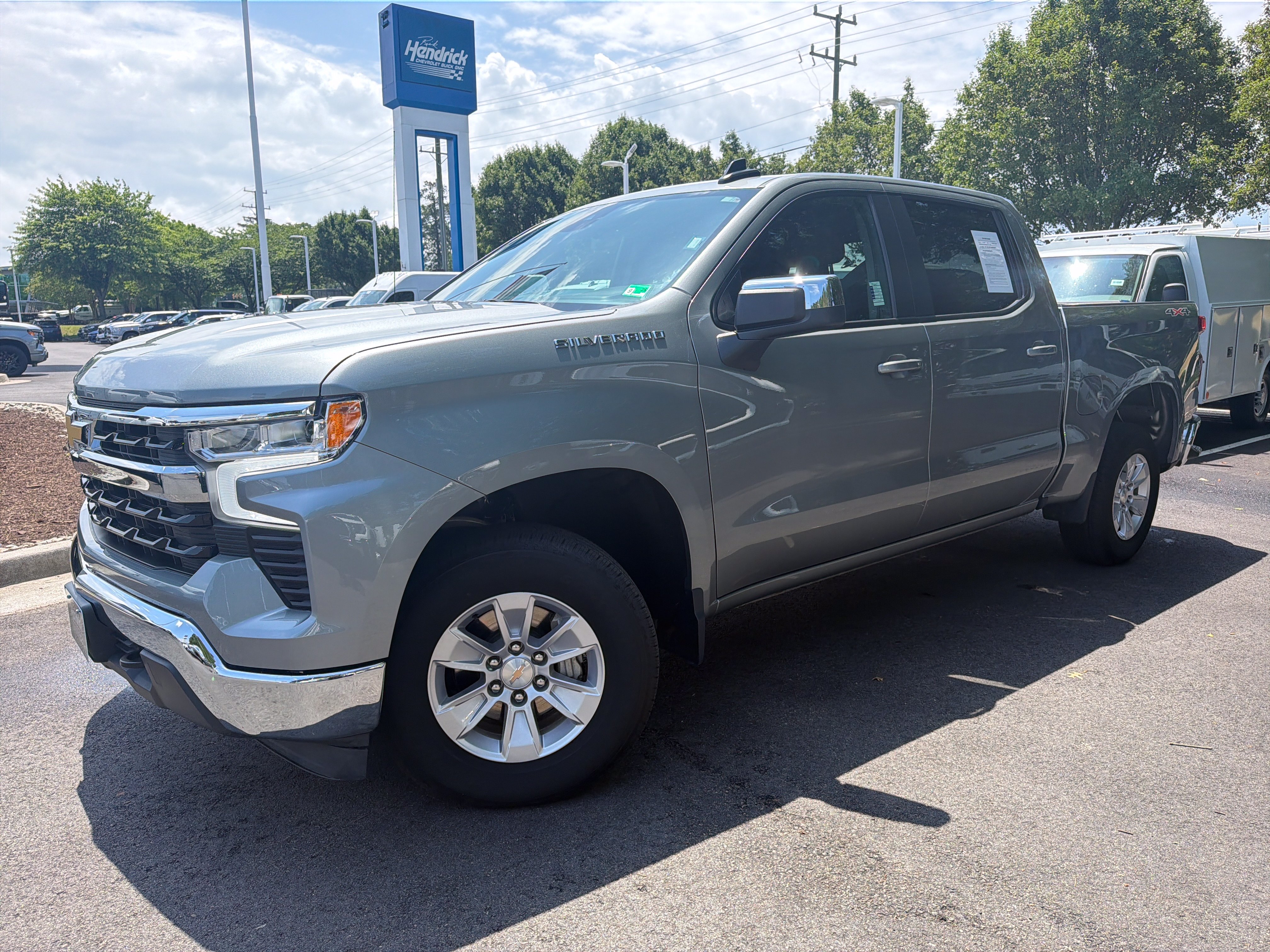 Used 2026 Chevrolet Silverado 1500 LT AWD/4WD image 5