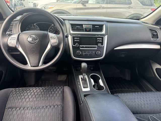 Used 2016 Nissan Altima 2.5 S w/ Power Driver Seat Package FWD image 16