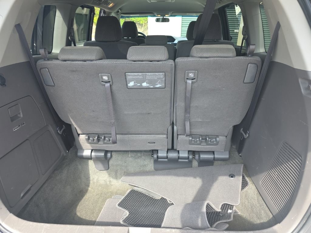 Used 2016 Honda Odyssey SE image 13