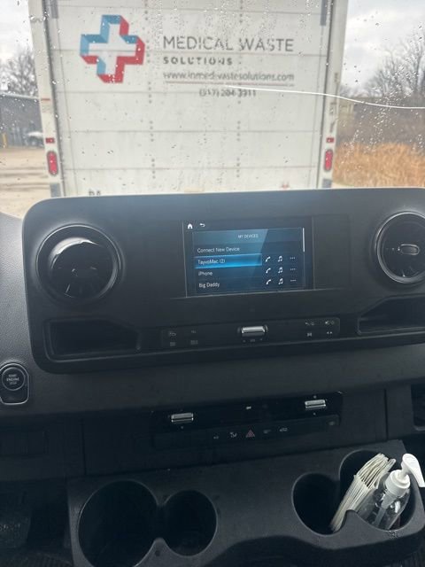 Used 2021 Freightliner Sprinter 2500 image 22