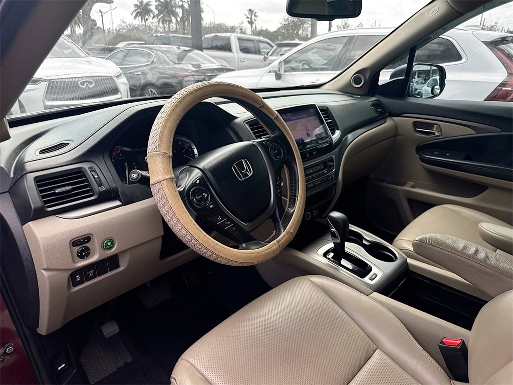 Used 2019 Honda Ridgeline RTL-T image 10