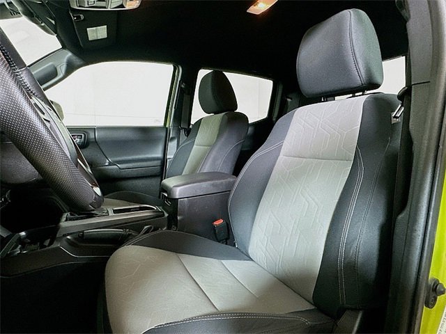 Used 2023 Toyota Tacoma TRD Off-Road image 11