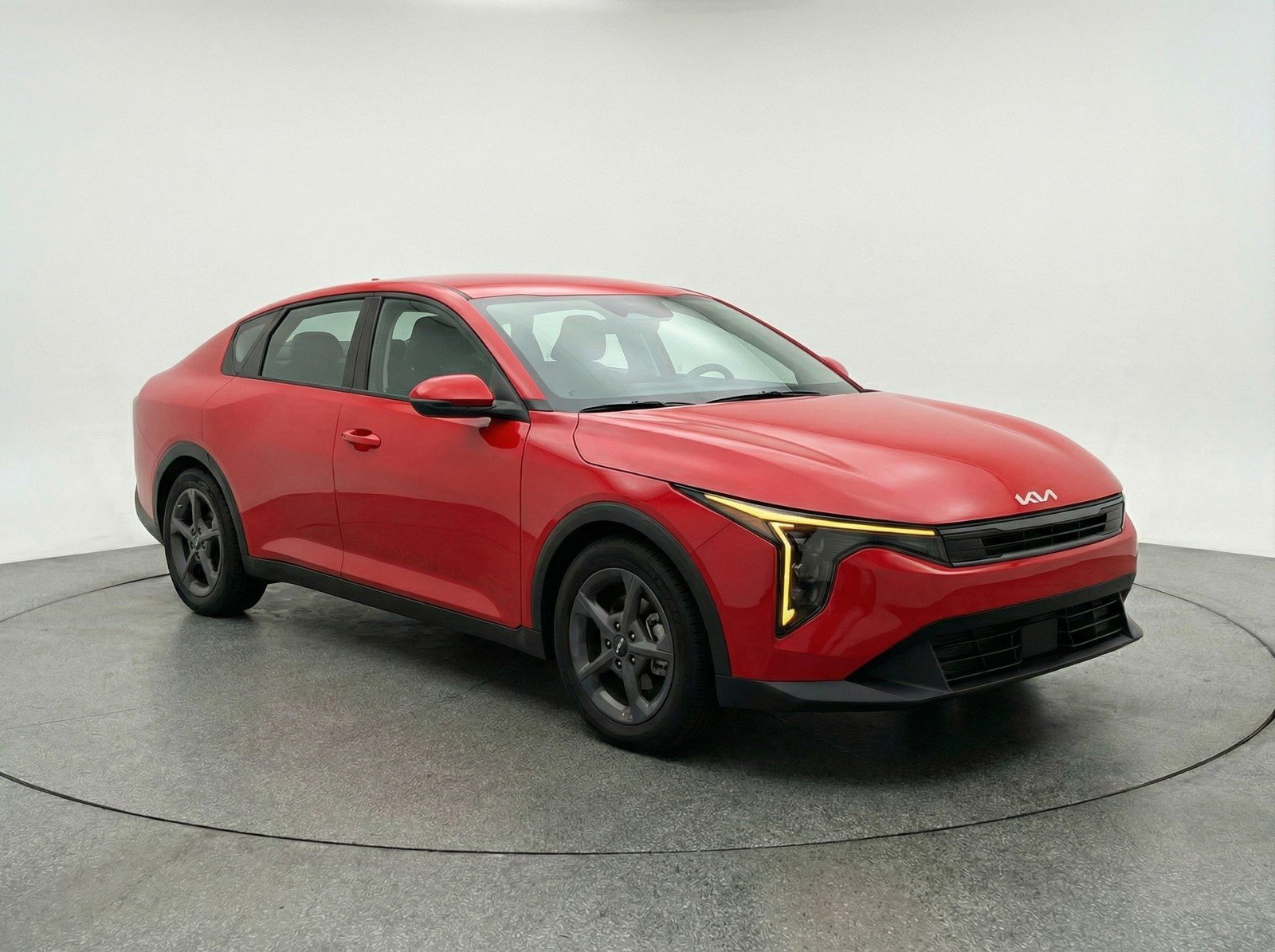 Used 2025 Kia K4 LXS FWD image 3