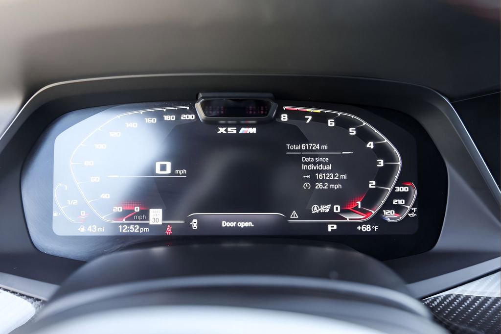 Used 2021 BMW X5 M w/ Executive Package image 11