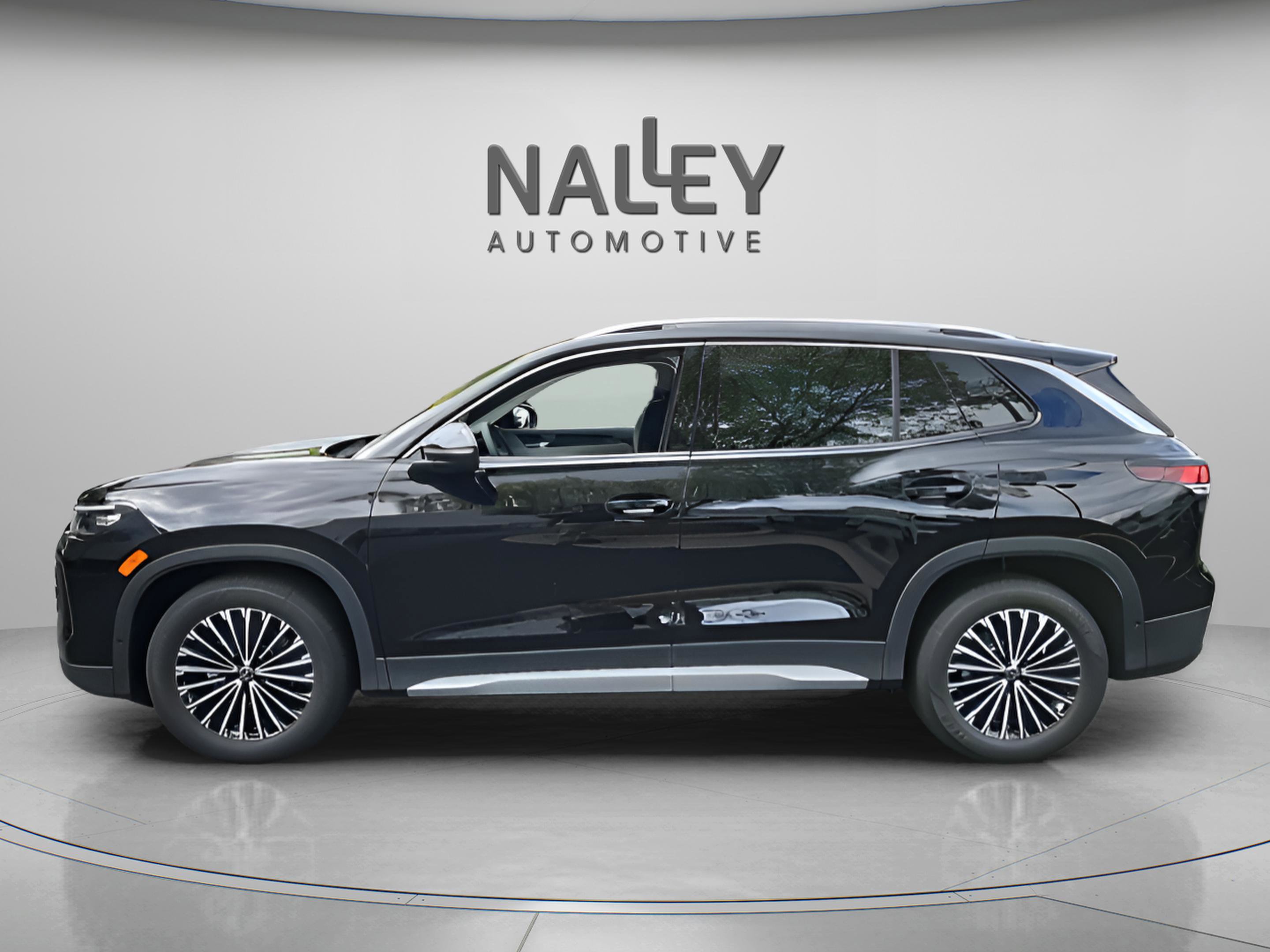 New 2025 Volkswagen Tiguan S image 3