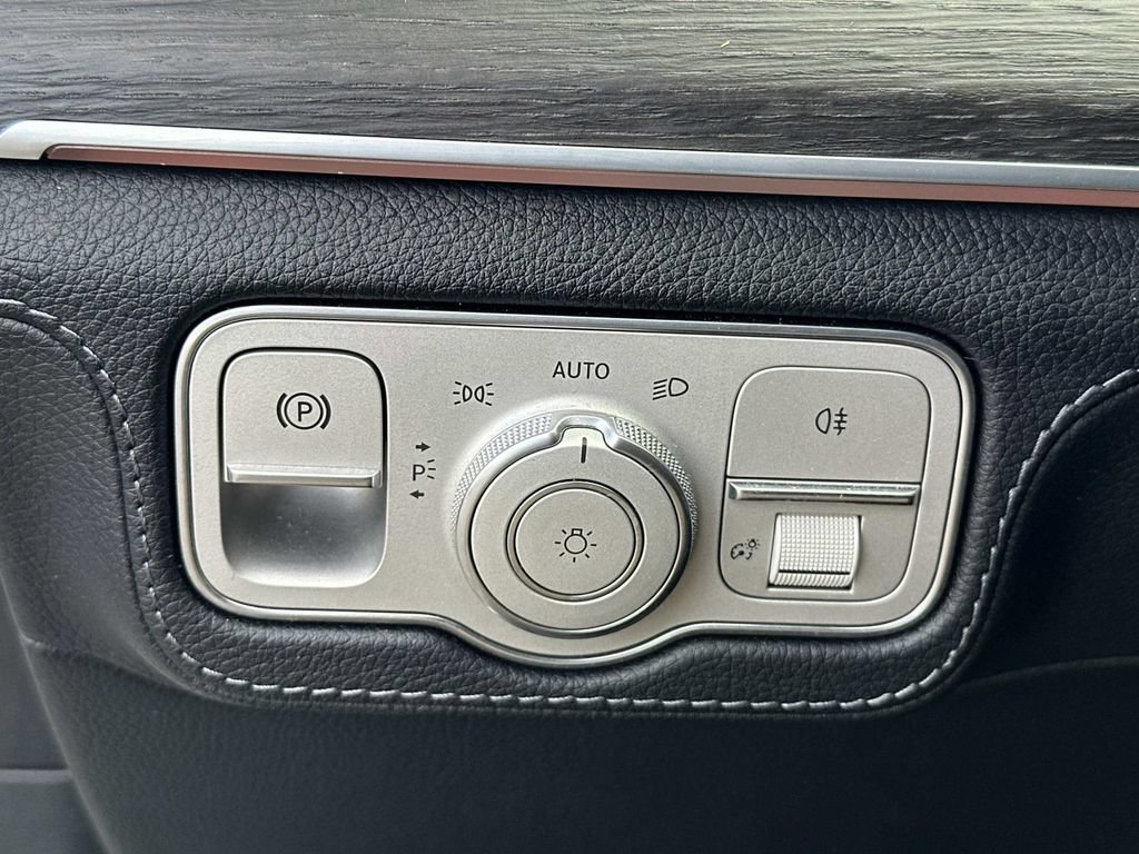 Used 2021 Mercedes-Benz GLE 53 AMG 4MATIC Coupe image 29