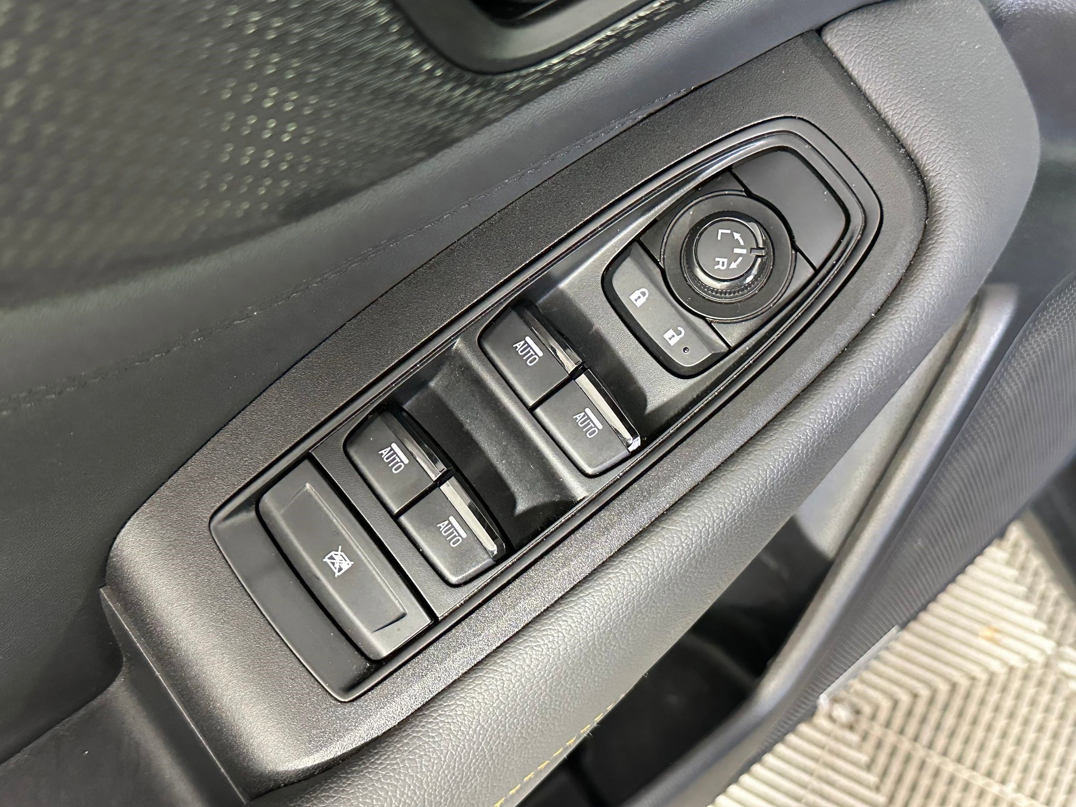 Used 2024 Subaru Outback Wilderness image 10