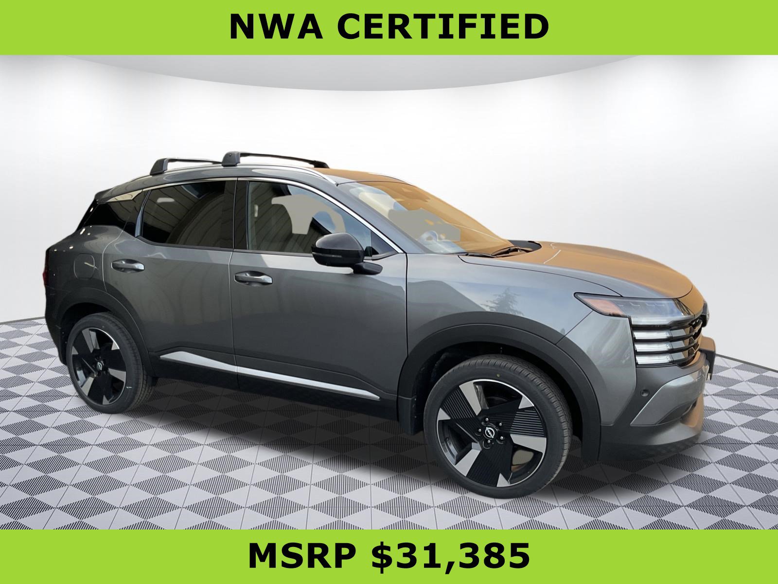 Used 2026 Nissan Kicks SR w/ Cold Weather Package image 1
