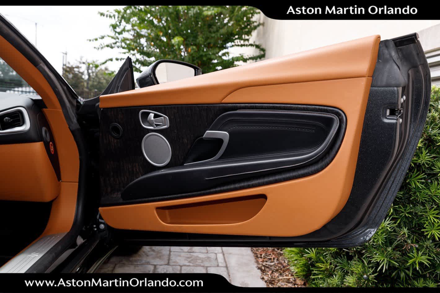 Used 2022 Aston Martin DB11 Coupe RWD image 55