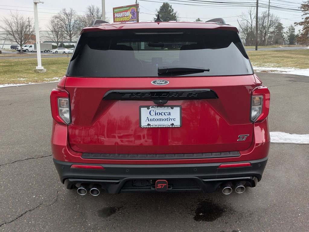 Used 2024 Ford Explorer ST w/ Equipment Group 401A image 6