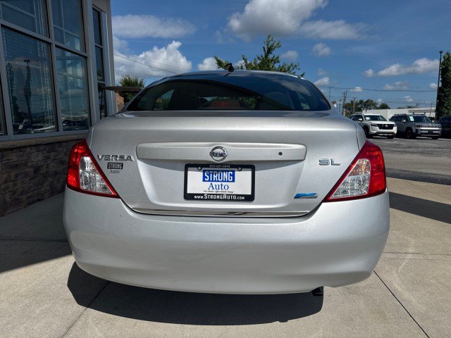 Used 2012 Nissan Versa FWD image 4