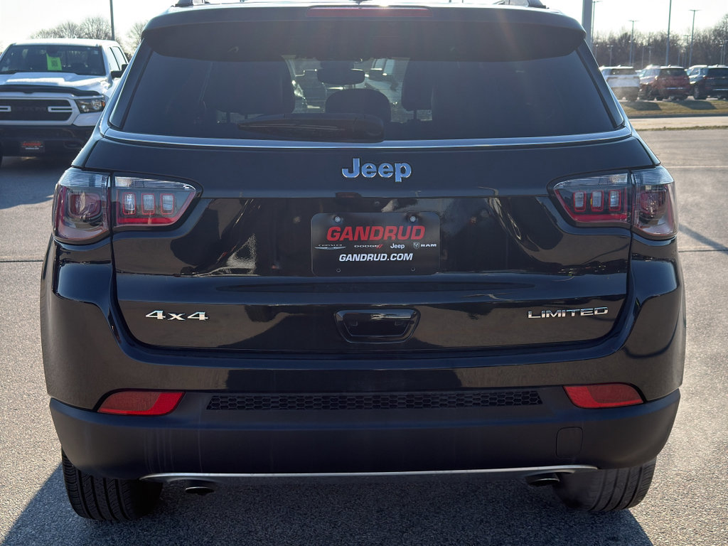 Used 2023 Jeep Compass Limited image 7