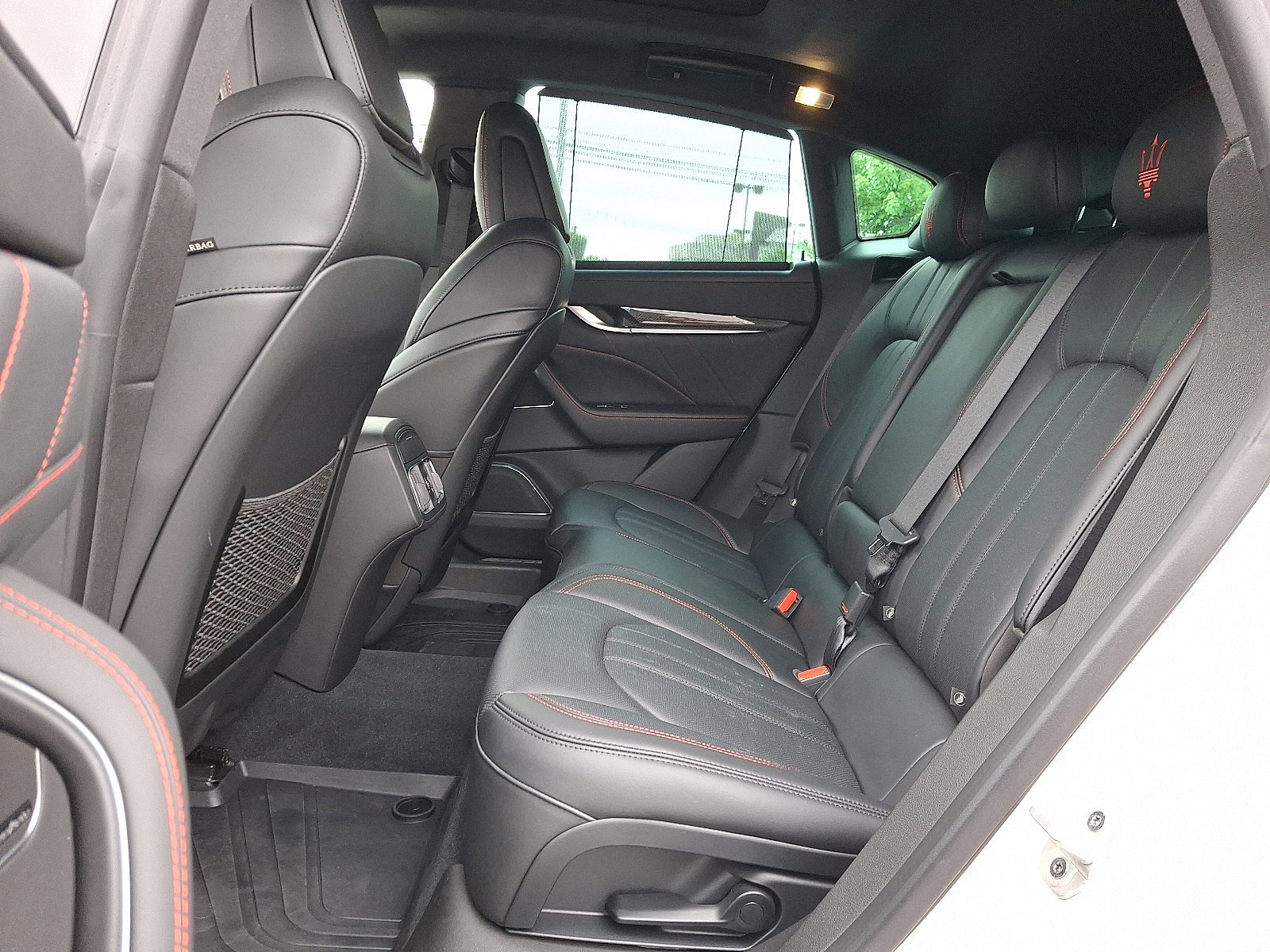 Used 2024 Maserati Levante Modena Ultima image 5