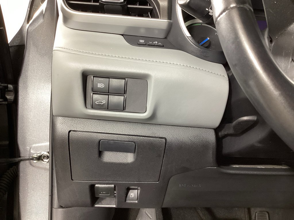 Used 2022 Toyota Highlander XLE AWD/4WD image 12