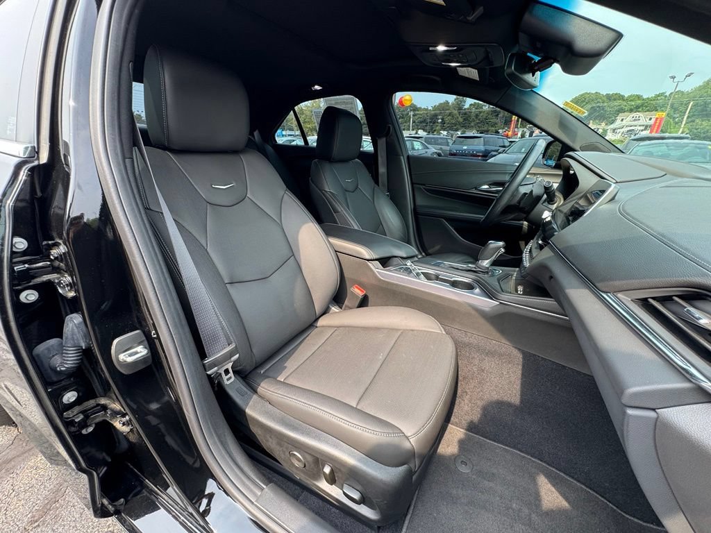 Used 2025 Cadillac CT4 Premium Luxury AWD/4WD image 23