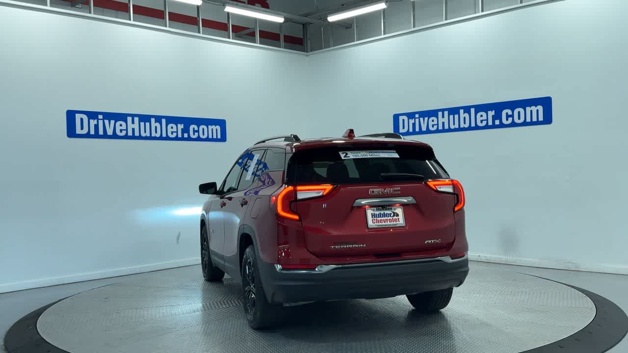 Used 2024 GMC Terrain AT4 AWD/4WD image 9