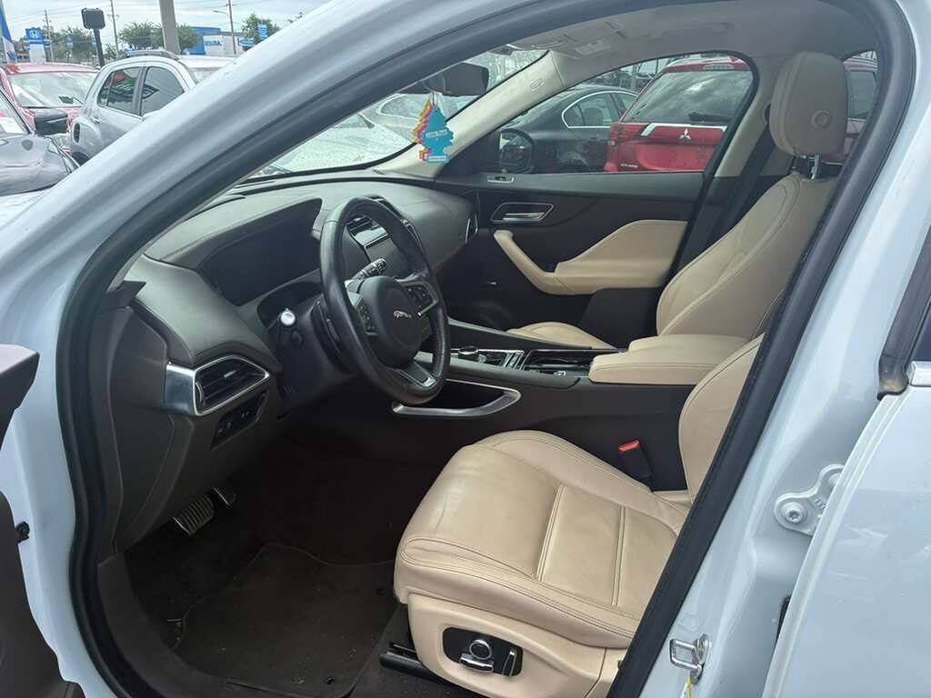 Used 2019 Jaguar F-PACE Prestige AWD/4WD image 9