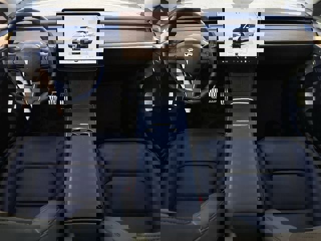 Used 2023 Tesla Model Y Performance image 11