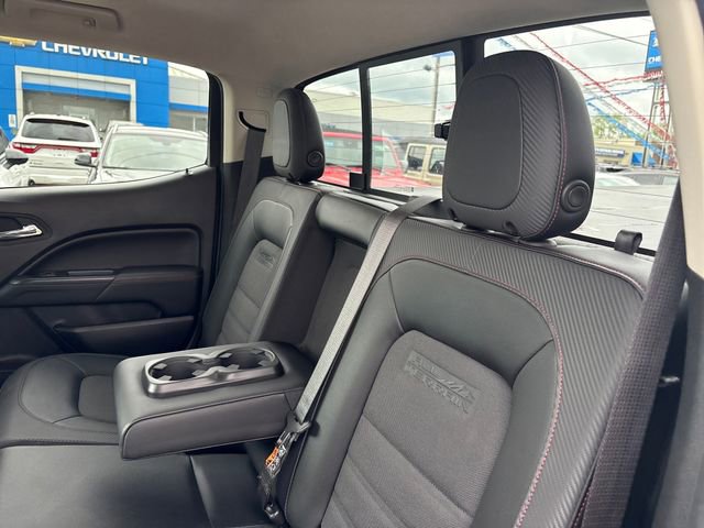 Used 2017 GMC Canyon SLE w/ All Terrain Package AWD/4WD image 21