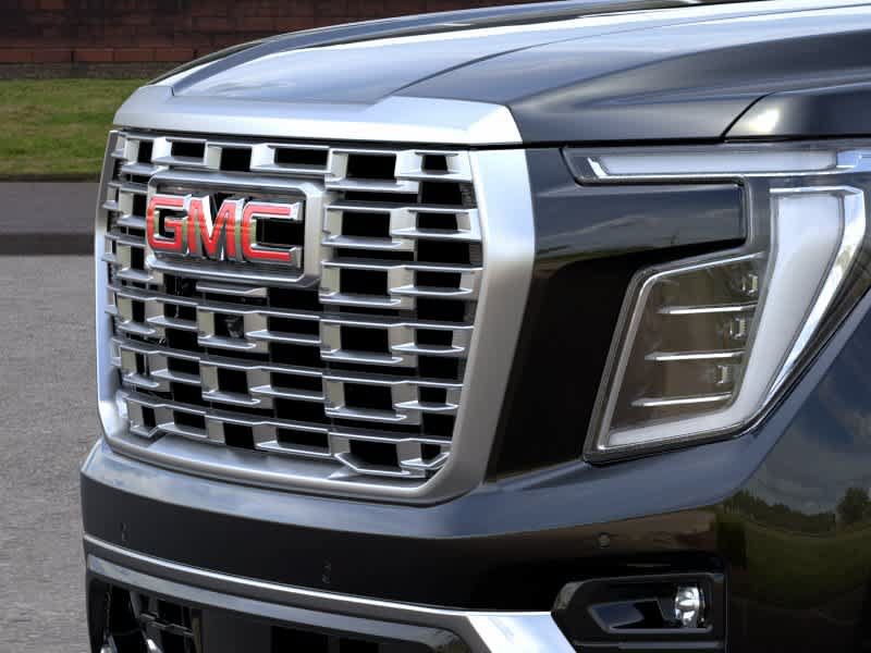 New 2026 GMC Yukon Denali w/ Denali Reserve Package AWD/4WD image 13