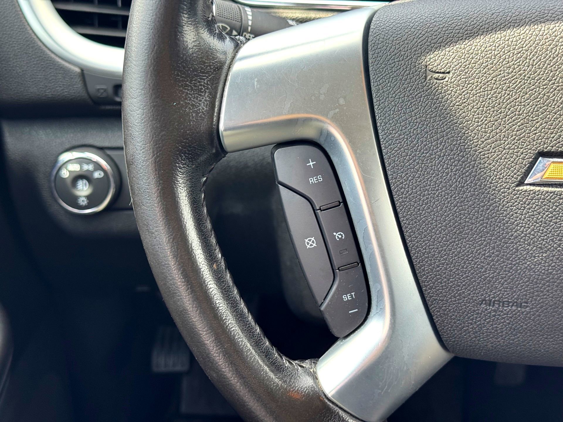 Used 2016 Chevrolet Traverse LT w/ Style and Technology Package image 22