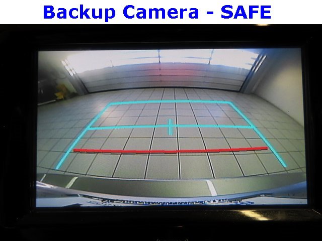 Used 2020 Toyota Camry SE image 5