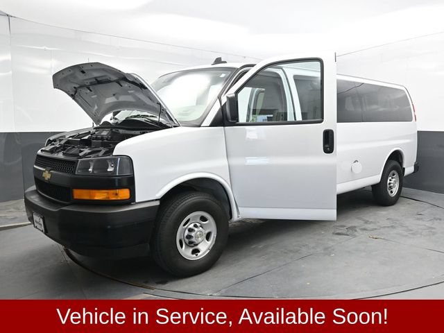 Used 2024 Chevrolet Express 3500 LS RWD image 43