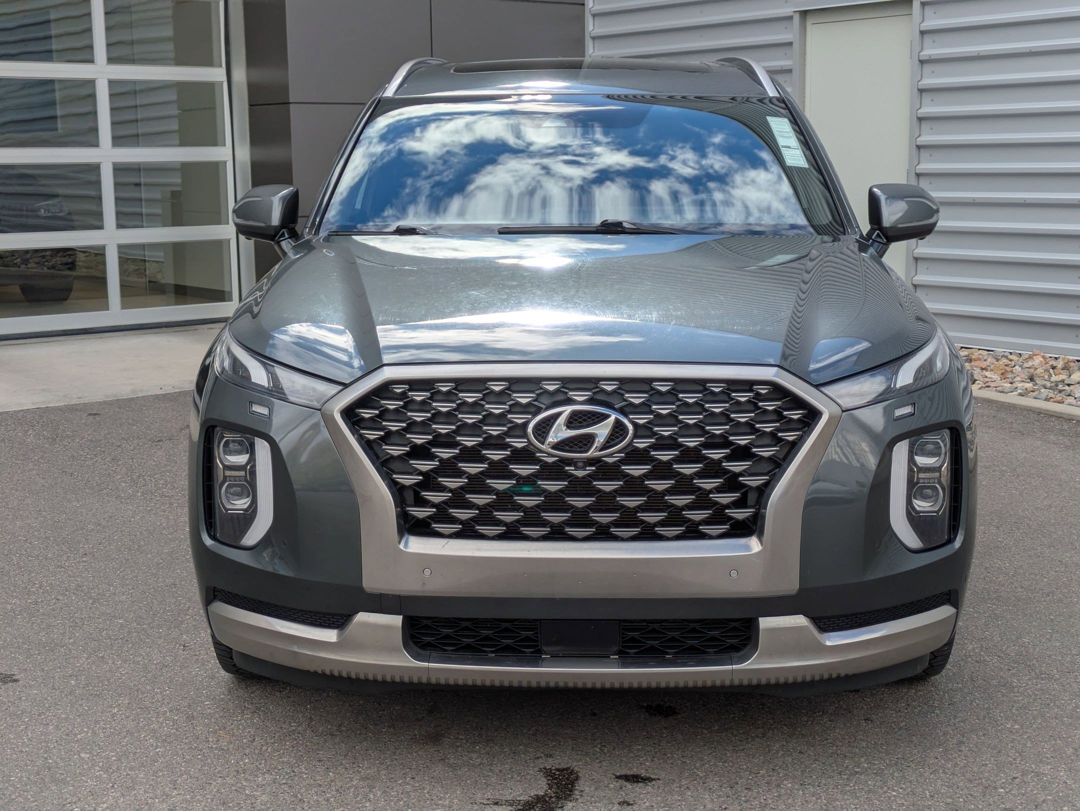 Used 2022 Hyundai Palisade Calligraphy image 9