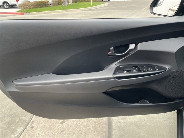 Used 2019 Hyundai Veloster 2.0 image 19